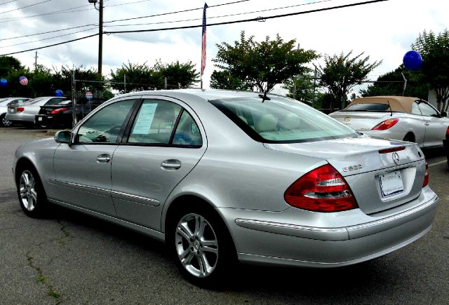 2004 Mercedes-Benz E-Class Xltturbocharged