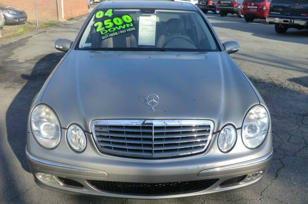 2004 Mercedes-Benz E-Class LS Flex Fuel 4x4 This Is One Of Our Best Bargains