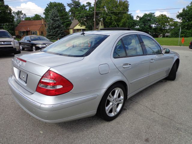 2004 Mercedes-Benz E-Class SLT W/ Hemi