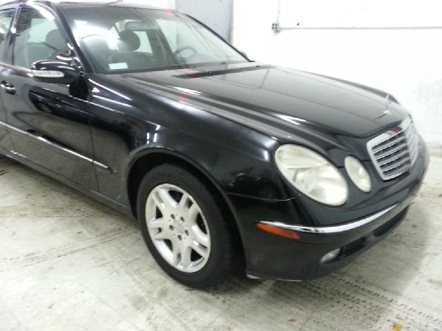 2004 Mercedes-Benz E-Class SLT W/ Hemi