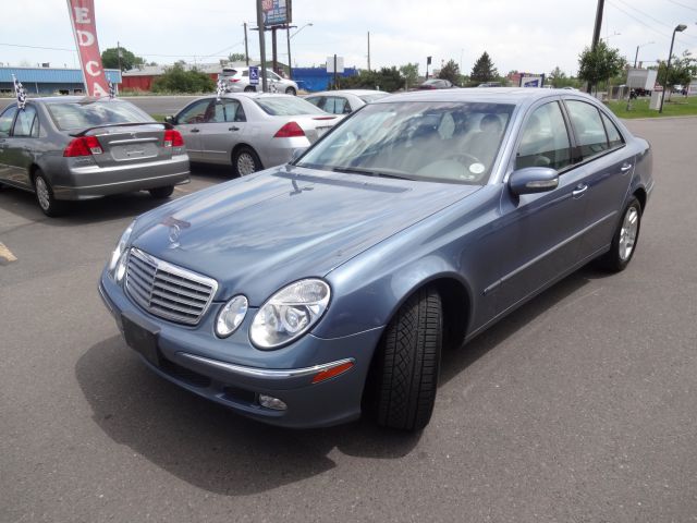 2004 Mercedes-Benz E-Class SXT