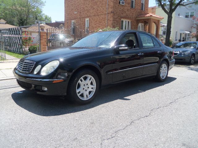 2005 Mercedes-Benz E-Class SXT