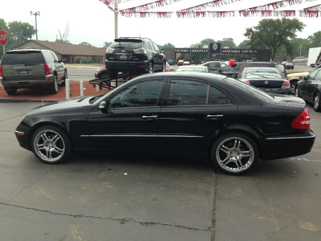 2005 Mercedes-Benz E-Class SXT