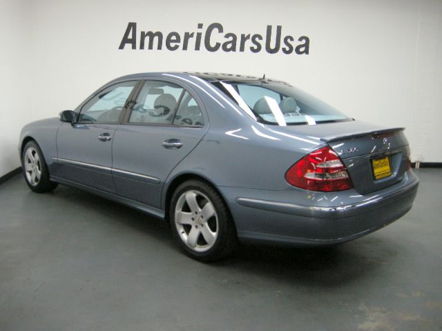 2005 Mercedes-Benz E-Class SLT W/ Hemi