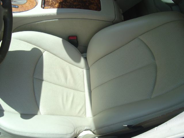 2005 Mercedes-Benz E-Class Base GLS