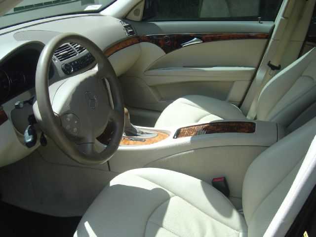 2005 Mercedes-Benz E-Class Base GLS