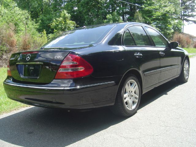 2005 Mercedes-Benz E-Class Base GLS