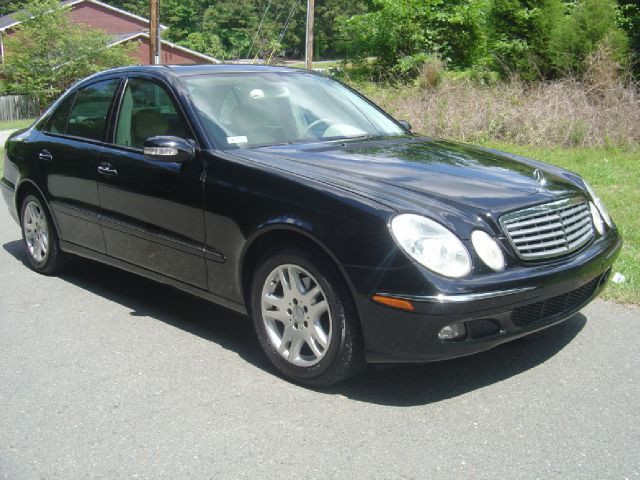 2005 Mercedes-Benz E-Class Base GLS