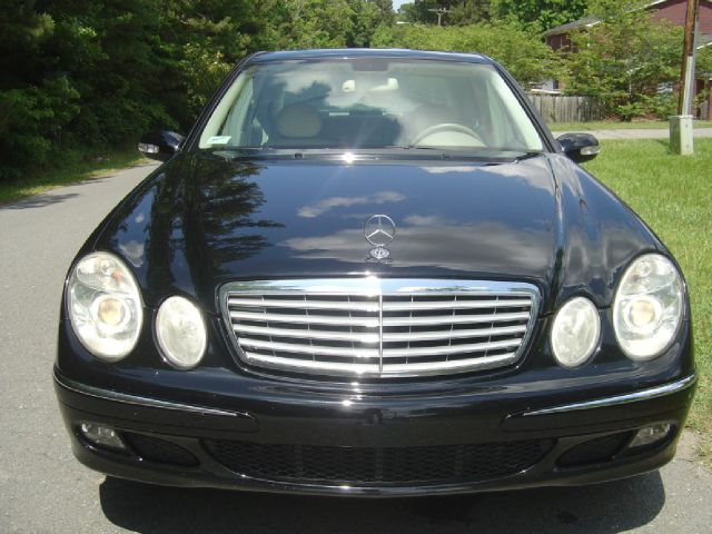 2005 Mercedes-Benz E-Class Base GLS