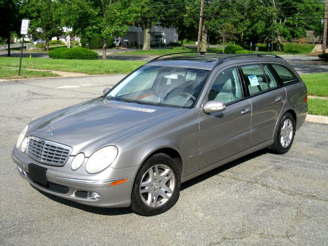 2005 Mercedes-Benz E-Class Supercab FX4