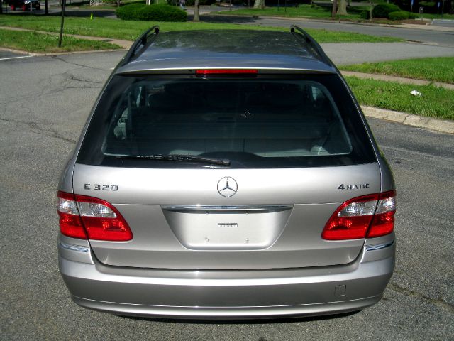 2005 Mercedes-Benz E-Class Supercab FX4