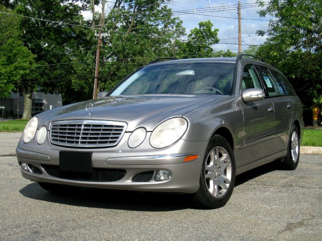 2005 Mercedes-Benz E-Class Supercab FX4