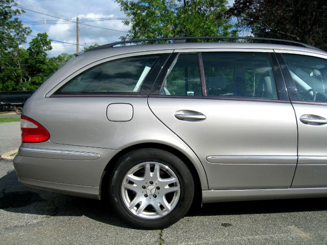 2005 Mercedes-Benz E-Class Supercab FX4