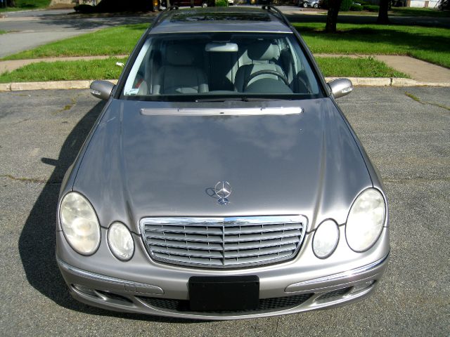 2005 Mercedes-Benz E-Class Supercab FX4