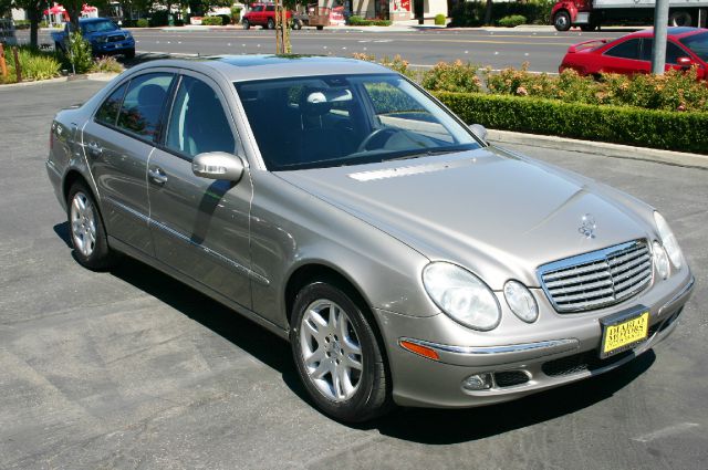 2005 Mercedes-Benz E-Class SXT