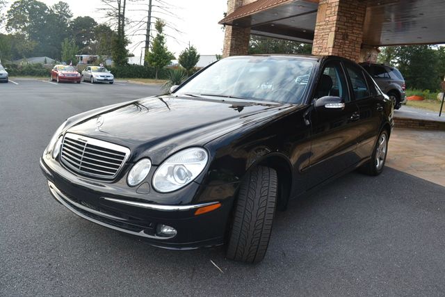 2005 Mercedes-Benz E-Class SLT W/ Hemi