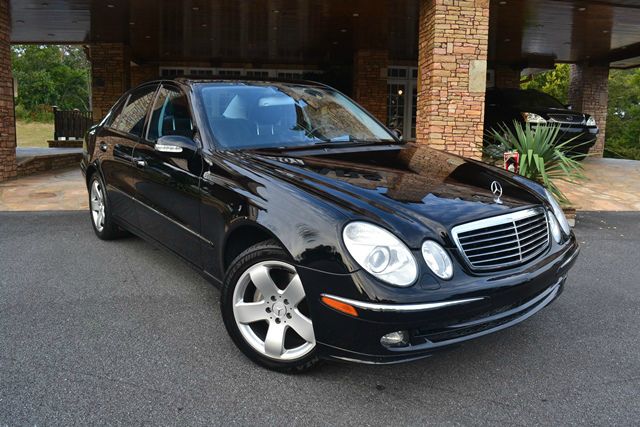 2005 Mercedes-Benz E-Class SLT W/ Hemi