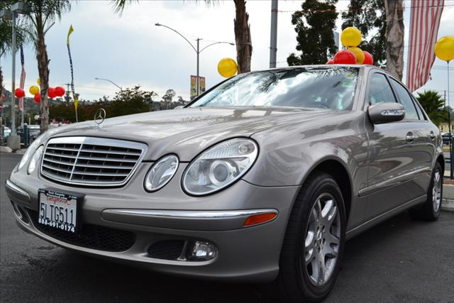 2005 Mercedes-Benz E-Class SXT