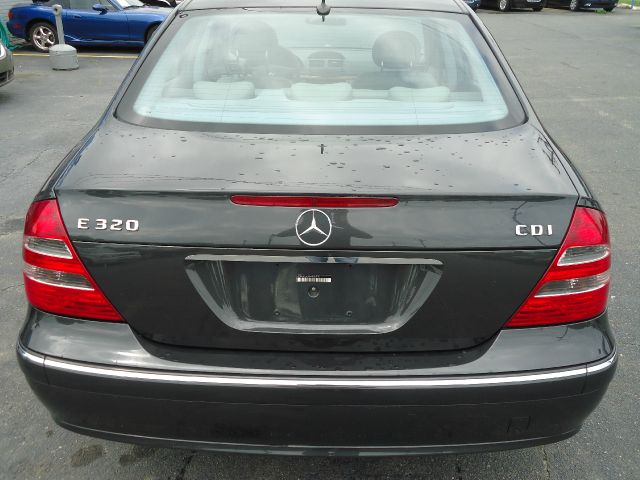 2005 Mercedes-Benz E-Class Base GLS