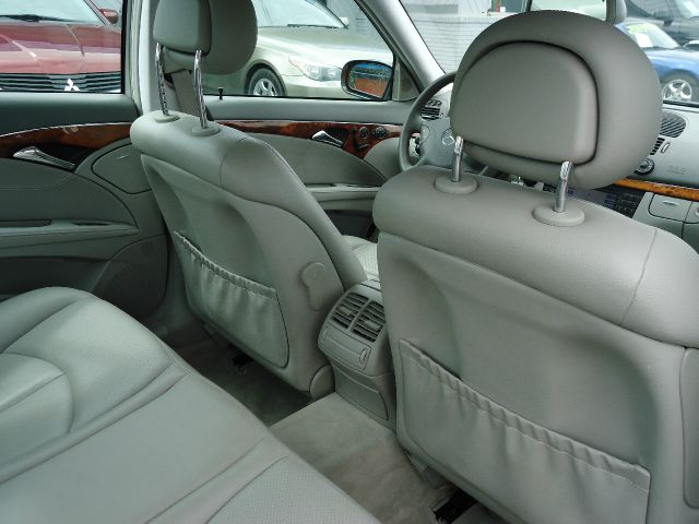 2005 Mercedes-Benz E-Class Base GLS