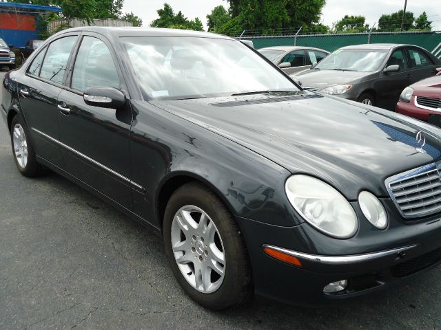 2005 Mercedes-Benz E-Class Base GLS