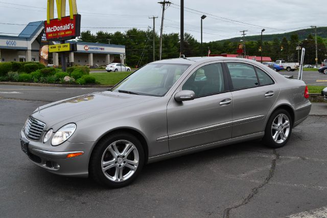 2006 Mercedes-Benz E-Class SE Sport