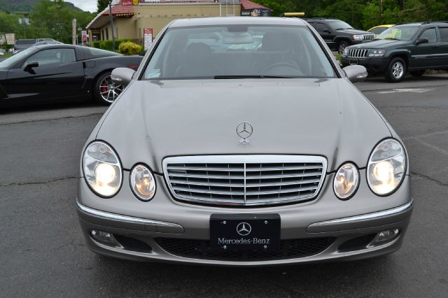 2006 Mercedes-Benz E-Class SE Sport