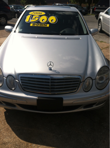 2006 Mercedes-Benz E-Class SLT W/ Hemi