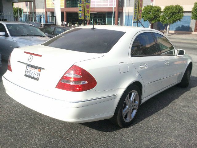 2006 Mercedes-Benz E-Class SE Sport