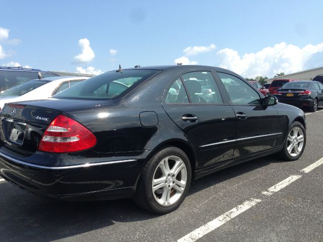 2006 Mercedes-Benz E-Class SE Sport