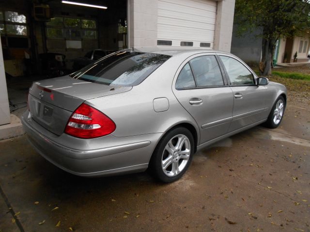 2006 Mercedes-Benz E-Class SE Sport