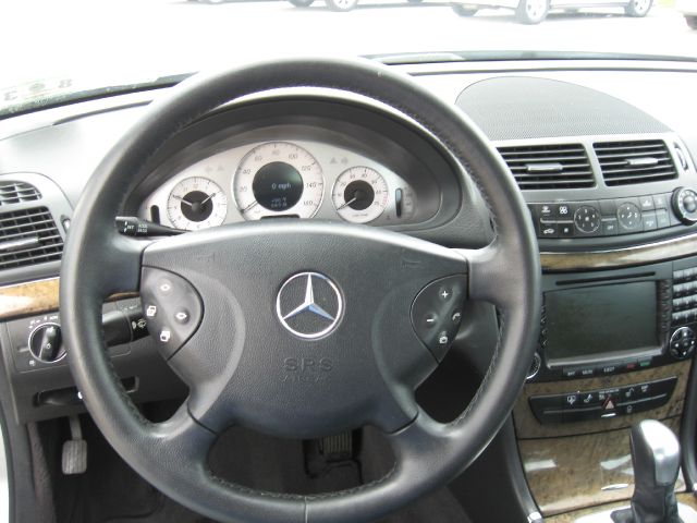 2006 Mercedes-Benz E-Class SE Sport