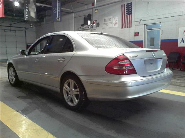 2006 Mercedes-Benz E-Class 4dr Sdn W/1sd