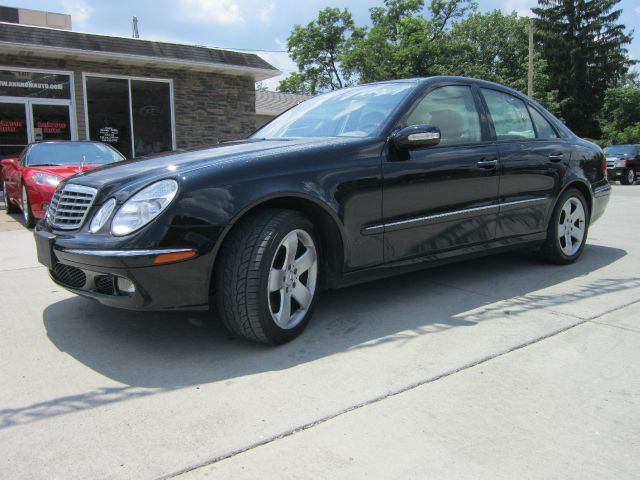 2006 Mercedes-Benz E-Class 2003 Saturn L-series