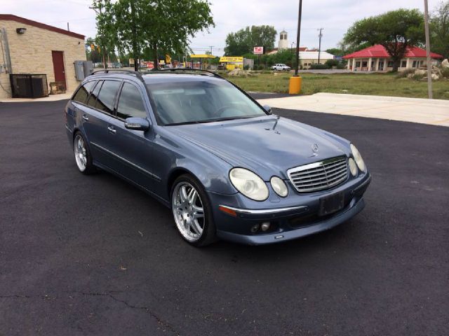 2006 Mercedes-Benz E-Class 1.8T Quattro Stunning CAR RED