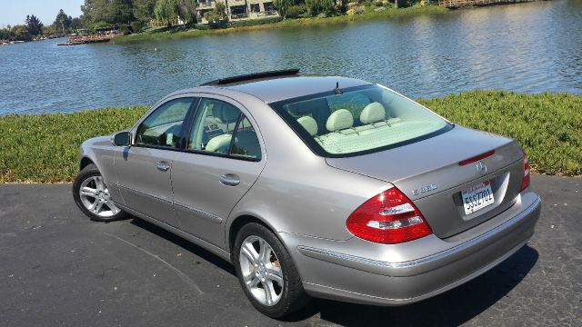 2006 Mercedes-Benz E-Class SE Sport