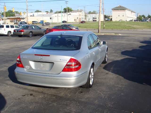 2006 Mercedes-Benz E-Class SE Sport