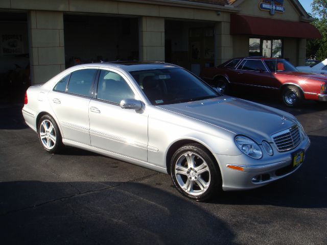 2006 Mercedes-Benz E-Class SE Sport