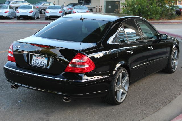 2006 Mercedes-Benz E-Class SLT W/ Hemi