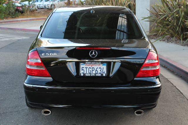 2006 Mercedes-Benz E-Class SLT W/ Hemi