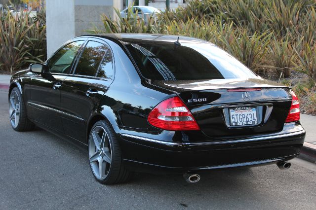 2006 Mercedes-Benz E-Class SLT W/ Hemi