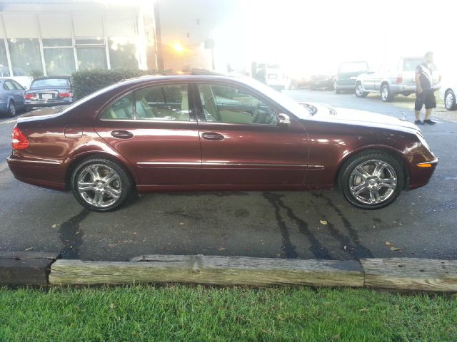 2006 Mercedes-Benz E-Class SE Sport