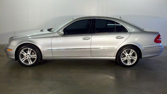 2006 Mercedes-Benz E-Class SE Sport