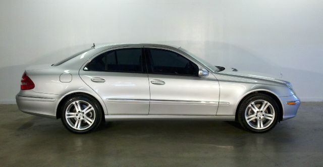 2006 Mercedes-Benz E-Class SE Sport