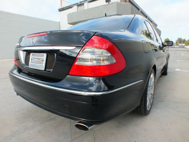 2007 Mercedes-Benz E-Class SE Sport