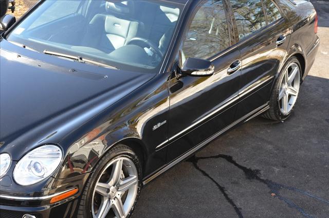 2007 Mercedes-Benz E-Class 4dr Sdn GLS Turbo Manual