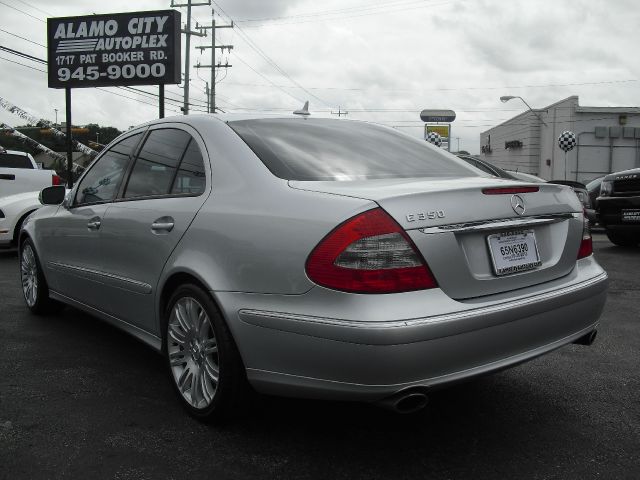 2007 Mercedes-Benz E-Class SE Sport