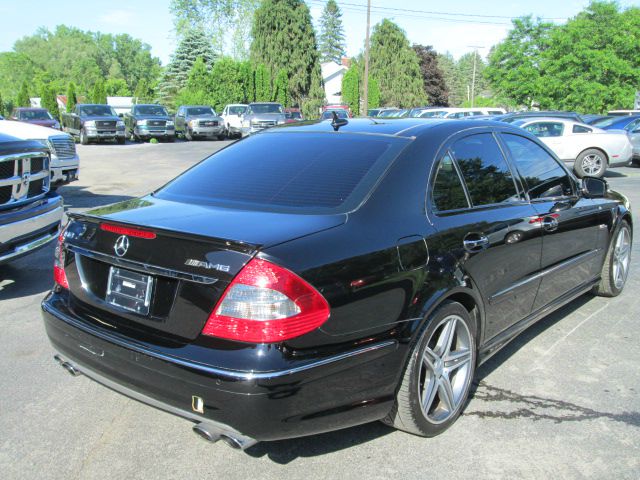 2007 Mercedes-Benz E-Class 4dr Sdn GLS Turbo Manual