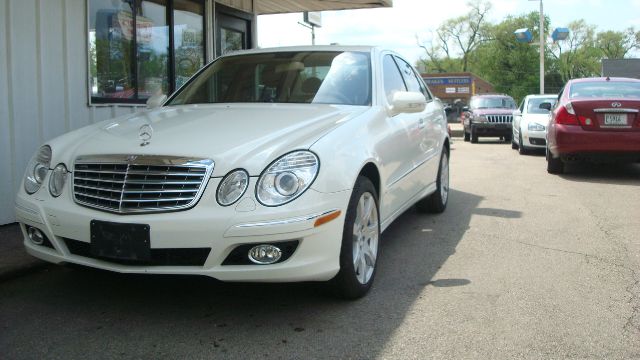 2007 Mercedes-Benz E-Class LS Flex Fuel 4x4 This Is One Of Our Best Bargains