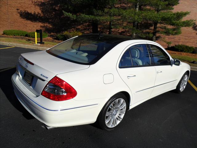 2008 Mercedes-Benz E-Class Unknown